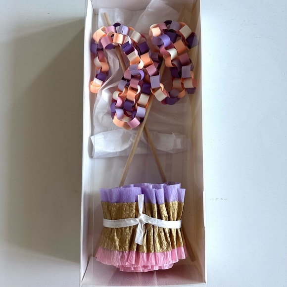 Custom Mini Paper Chain Cake Topper - Picture 3 of 5